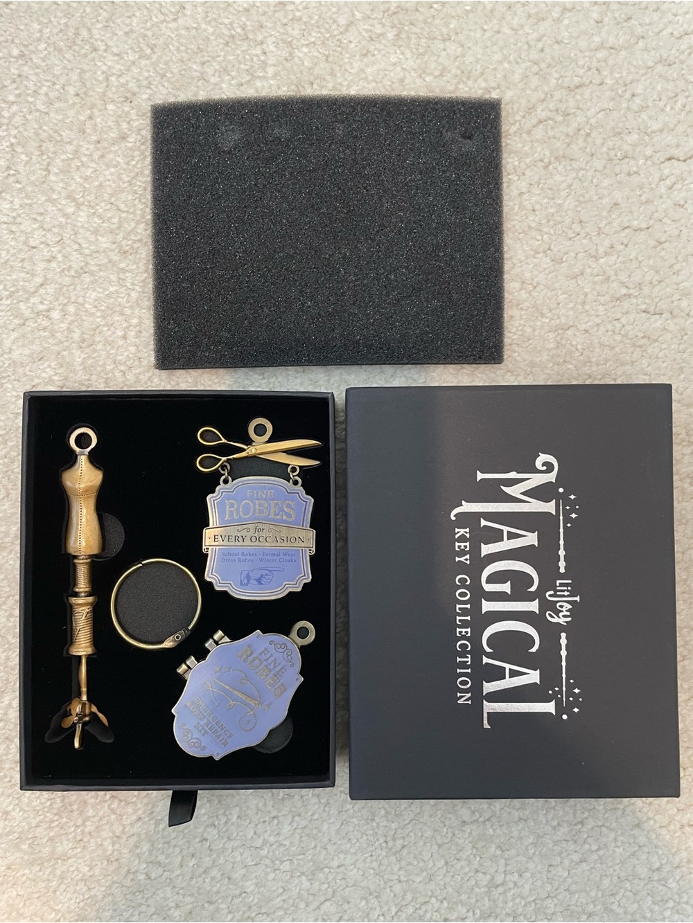 Harry Potter LitJoy Crate Magical Robe Shop Magical Key Collection